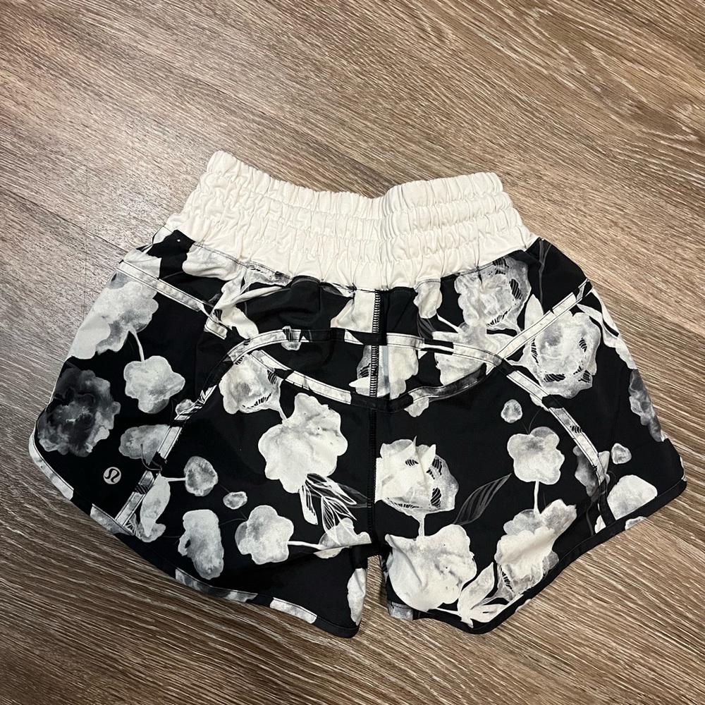 lululemon tracker short